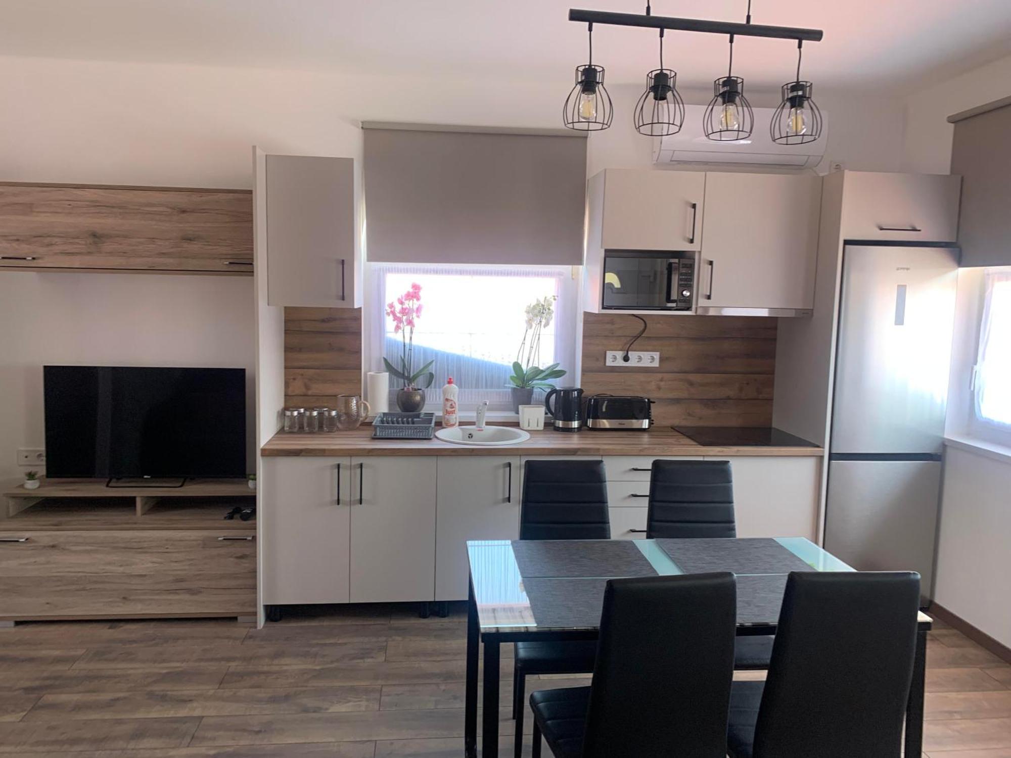 Agora Apartman Хайдусобосло Экстерьер фото